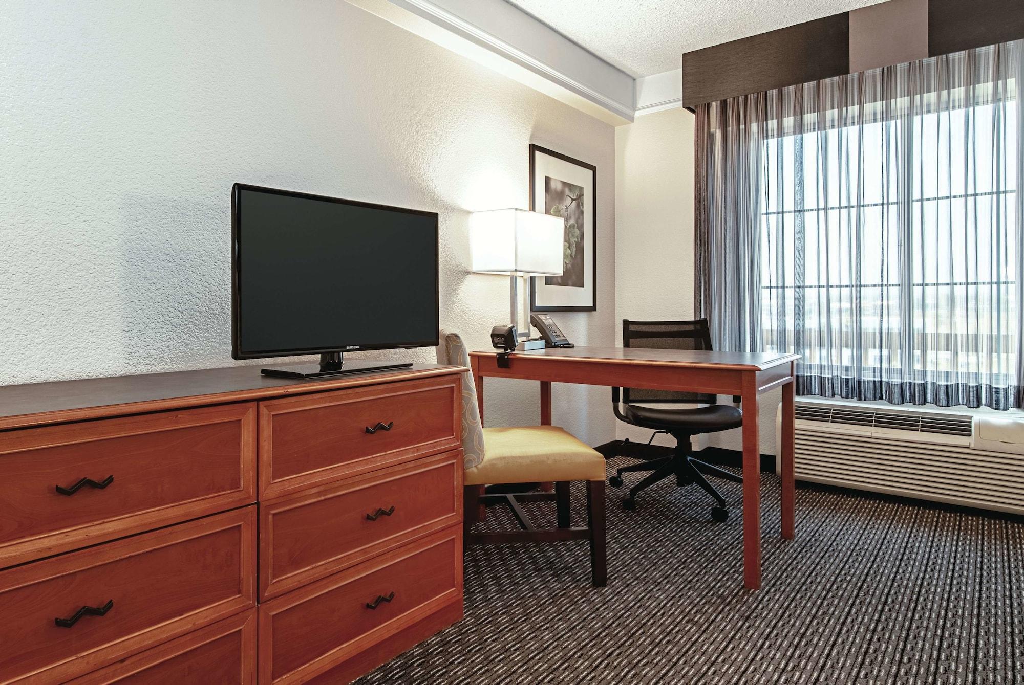 La Quinta Inn & Suites By Wyndham Ontario Airport Exterior foto